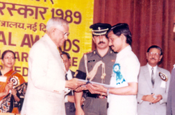 Akbar Khan, receiving Best Employee National Award President of India