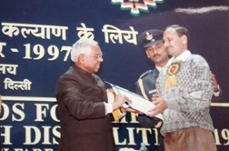 Dinesh Gujar, receiving Best Employee National Award from President of India